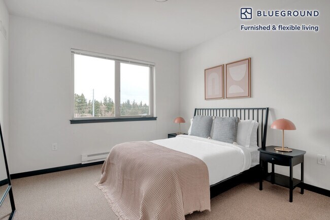 Building Photo - 15522 NE 22nd Pl