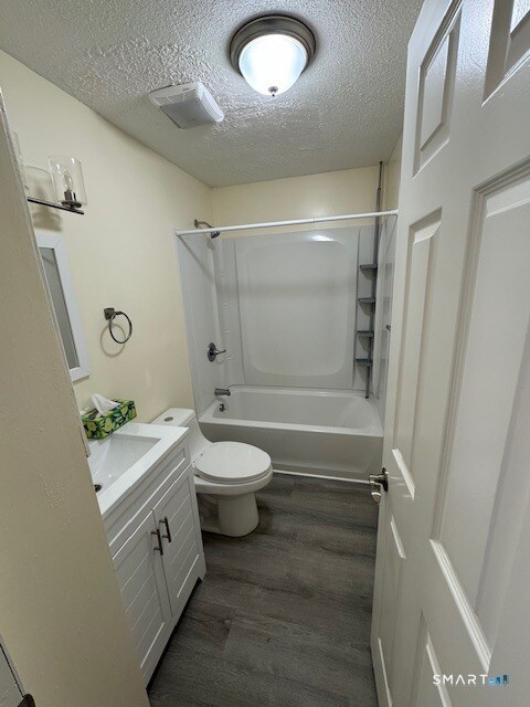 Building Photo - 15 -2 Kent Ct