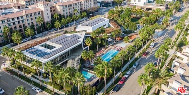 Building Photo - 13020 Pacific Promenade