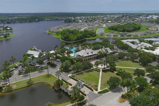 Building Photo - 827 Winterside Dr