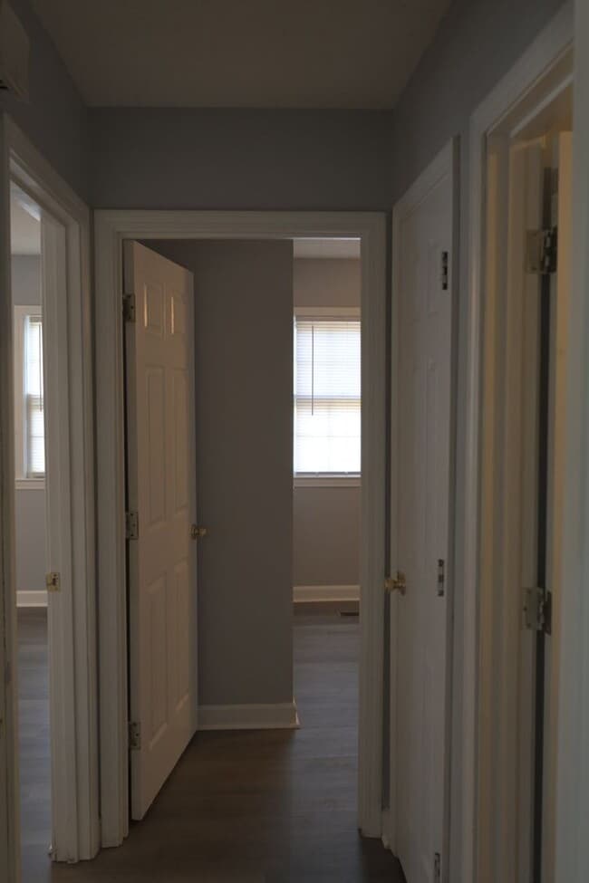 Building Photo - 2BR/2BA Home with Patio & Pet Friendly in ...