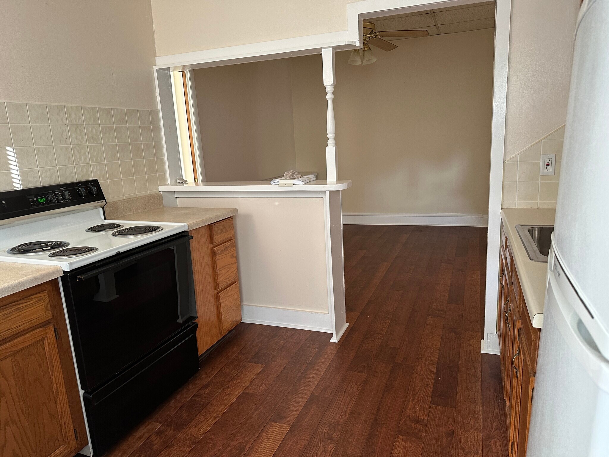 Kitchen - 2435 Yellow Springs Rd
