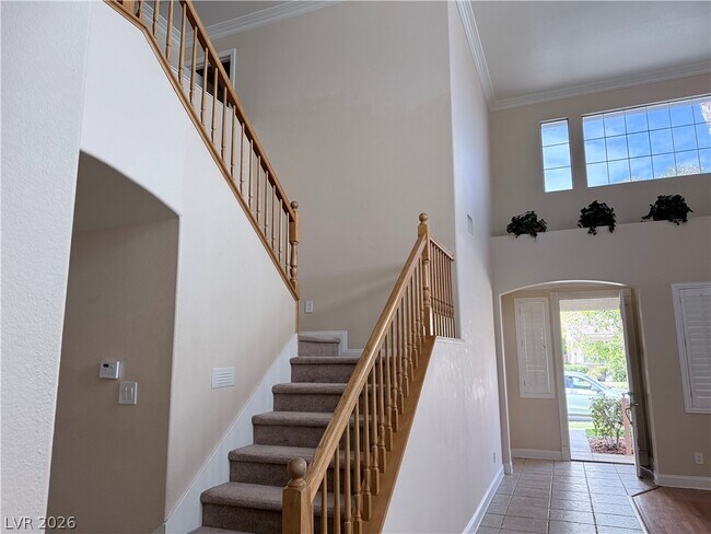 Building Photo - 608 Bianca Bay St