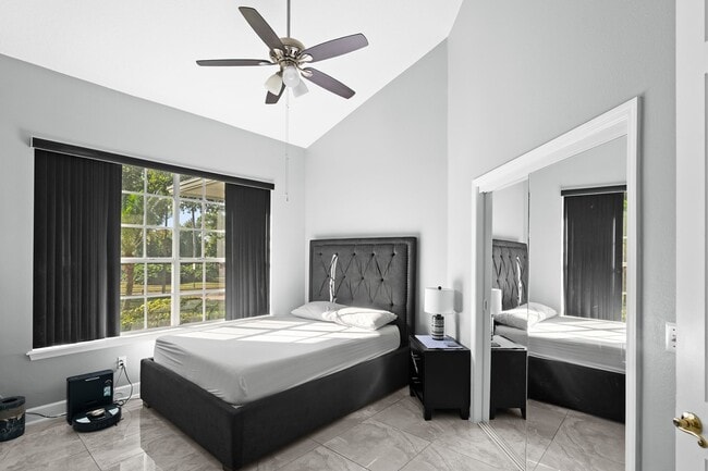 Building Photo - 5145 Timberview Terrace