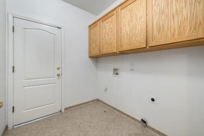 Building Photo - 10282 N Whitney Ave