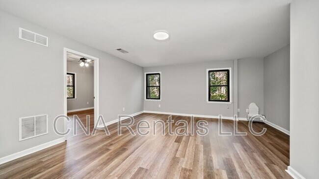 Building Photo - 870 Mitsy Ridge Dr