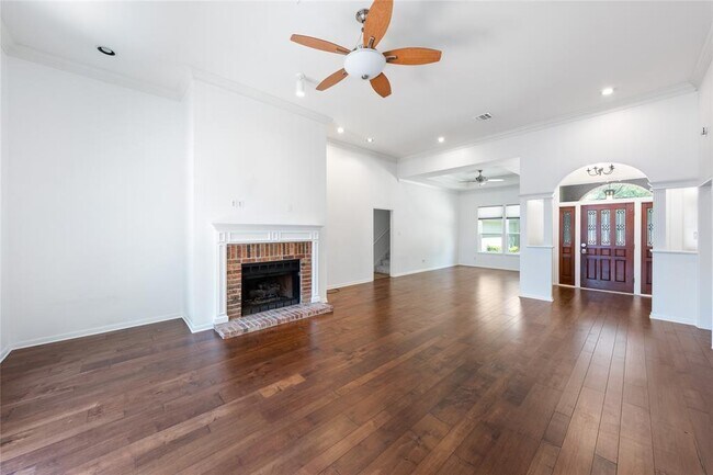Building Photo - 7203 Desert Rose Cove