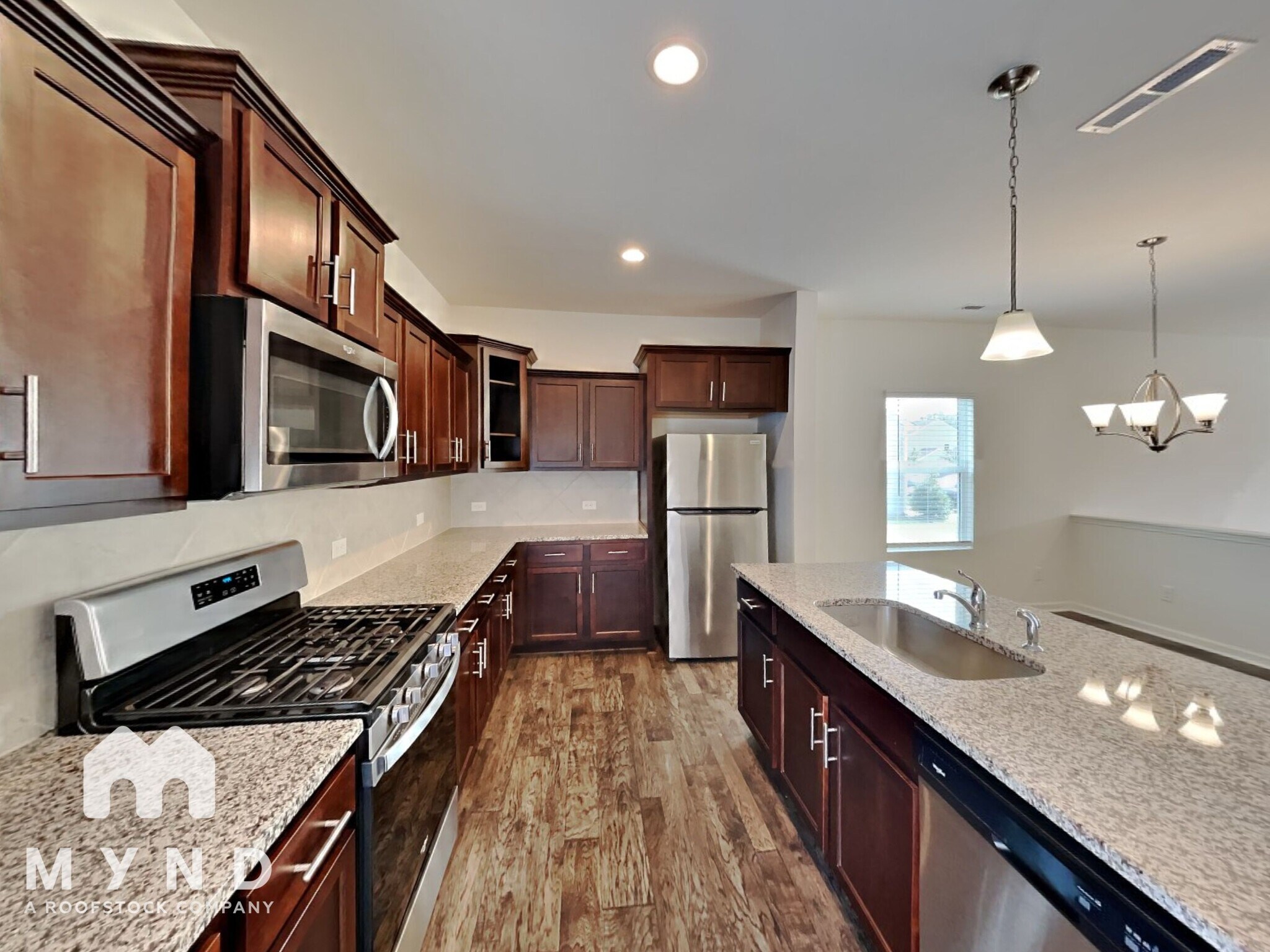 Building Photo - 2015 Creeks Landing Dr