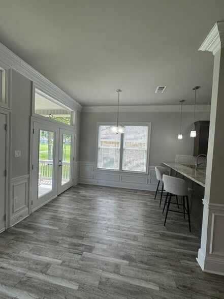 Building Photo - 87112 Highpoint Dr