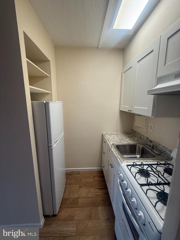 Building Photo - 2101 Chestnut St