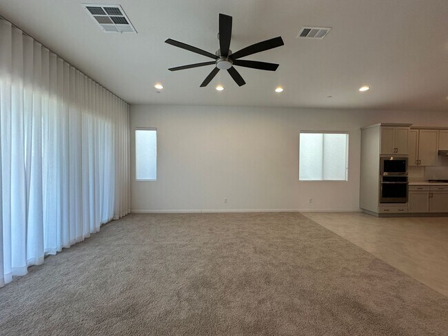 Building Photo - Summerlin Home for Rent