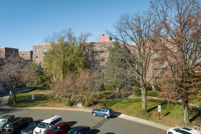 Building Photo - Hudson Terrace