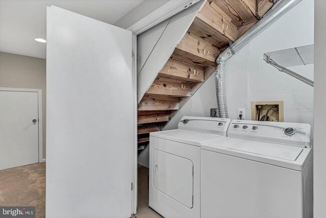 Building Photo - 12228 Grassy Hill Ct