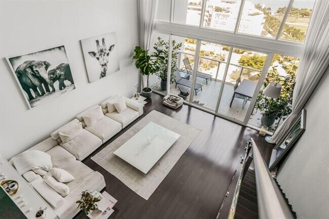 Building Photo - 1040 Biscayne Blvd