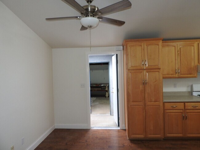 Building Photo - Lovely 3bed 2 bat