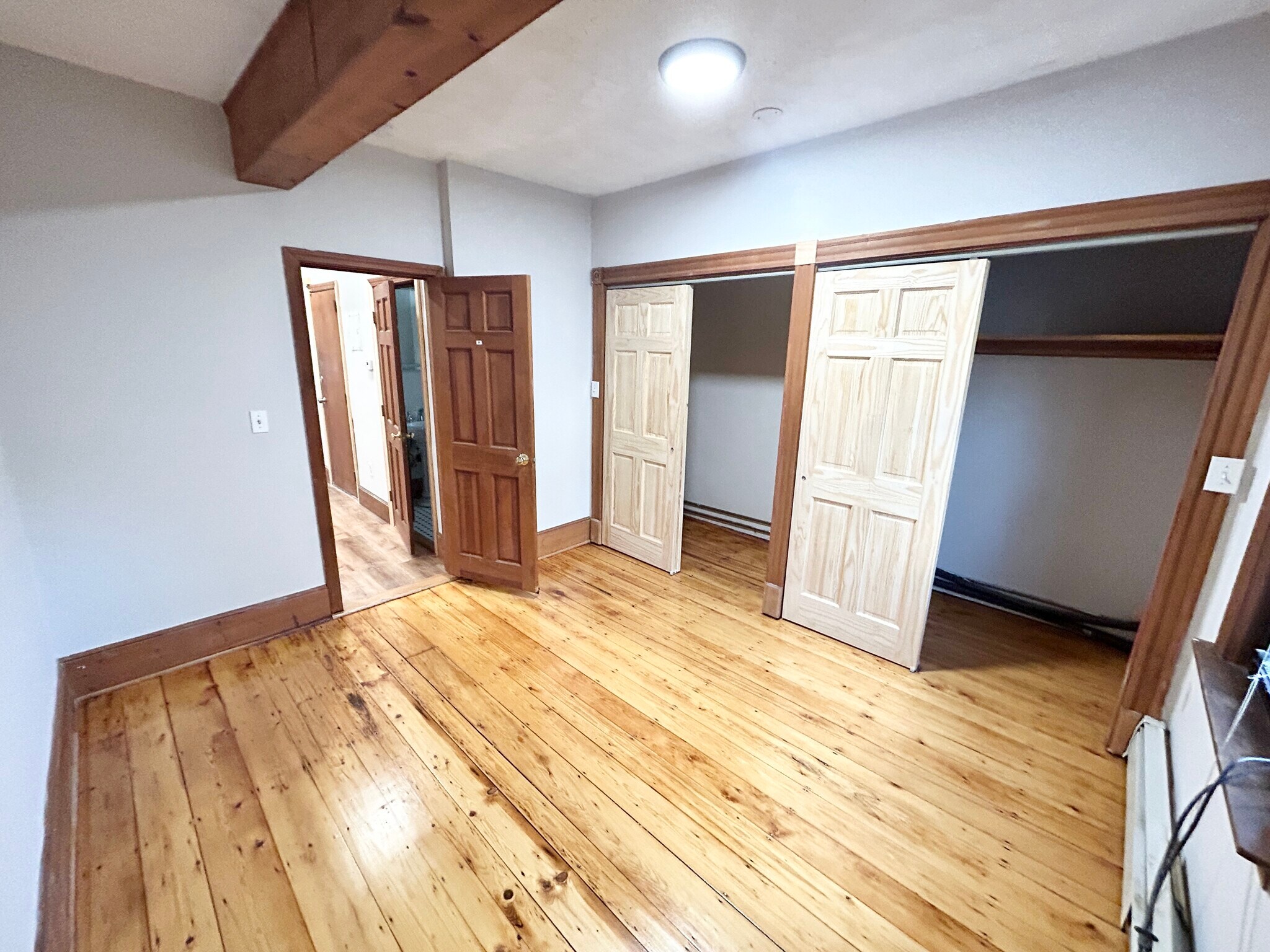 Building Photo - 1568 Tremont St