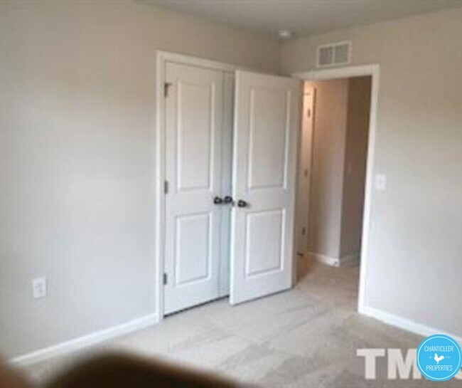 Building Photo - 1105 Kindness Ln