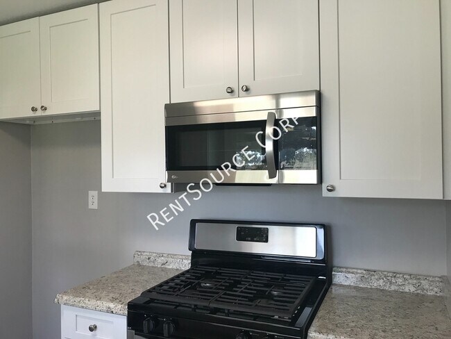 Building Photo - 44644 20th St W