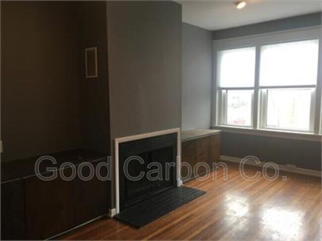 Building Photo - 73 Saranac Ave