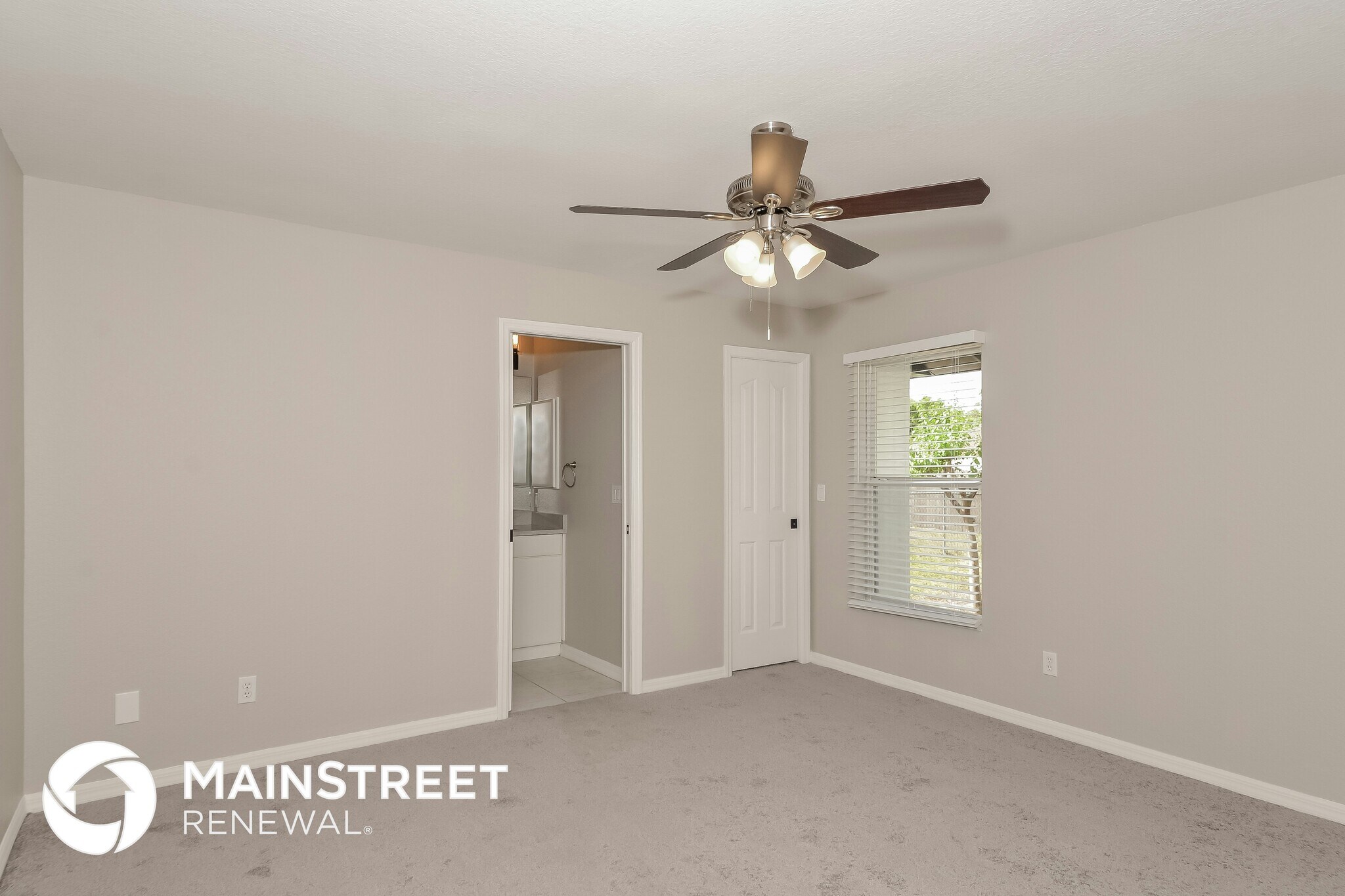 Building Photo - 2205 Honey Ln