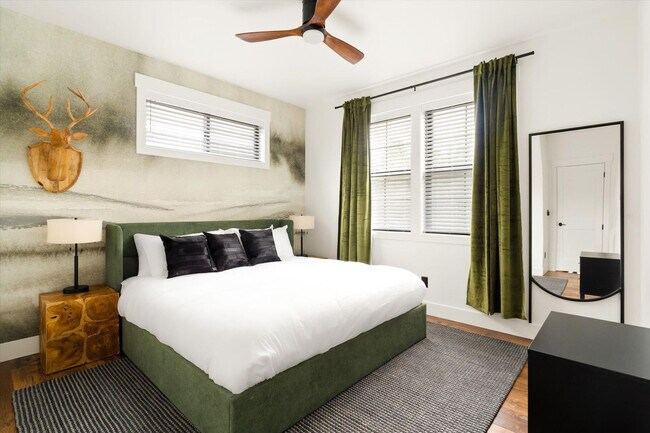 Building Photo - 323 Deer Creek Rd