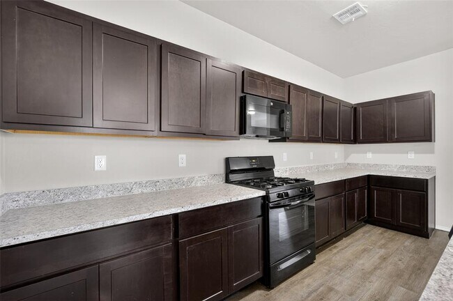 Building Photo - 11744 NW 99th Ter