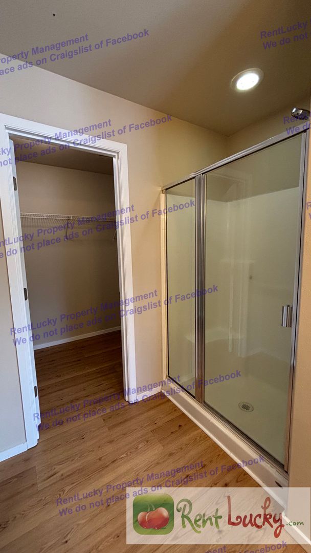 Building Photo - Spacious 4-Bedroom Home | 2.5 Bath | A/C |...