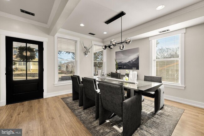 Building Photo - 4240 34th St