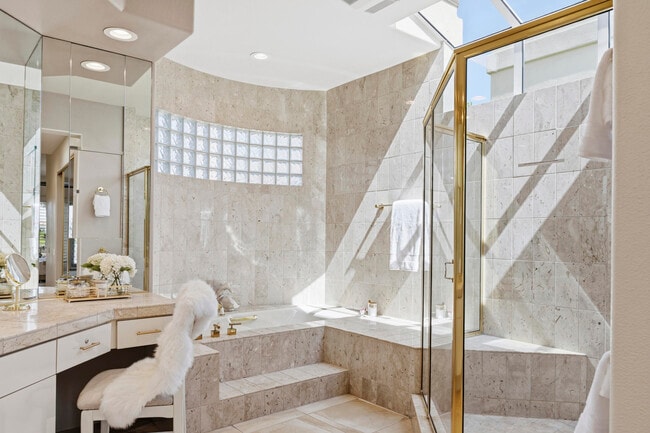 Building Photo - 75105 Spyglass Dr