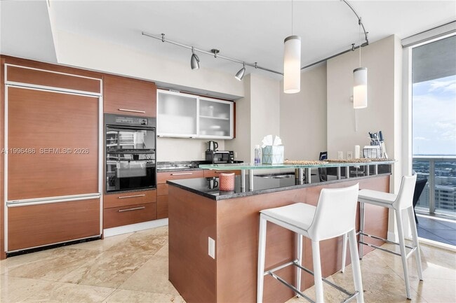 Building Photo - 1830 S Ocean Dr