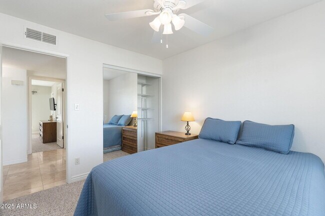 Building Photo - 15430 N 51st Pl