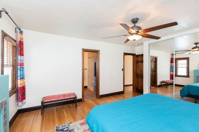 Building Photo - 4 Bed, 3 Bath—Single Family Home in Kensin...