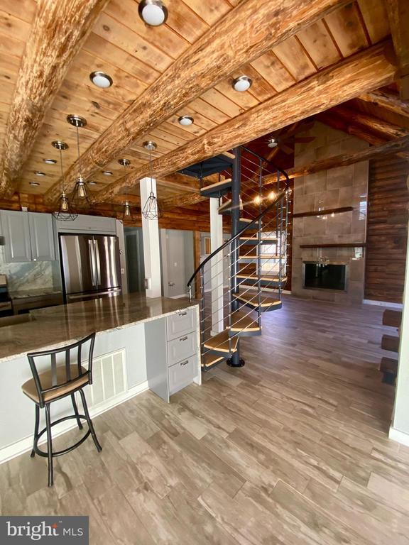 Building Photo - 112 England Run Ln