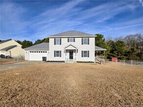 Building Photo - 2604 Daniel Boone Ln