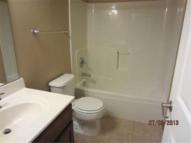 Building Photo - 5073 Dunkirk Pl N