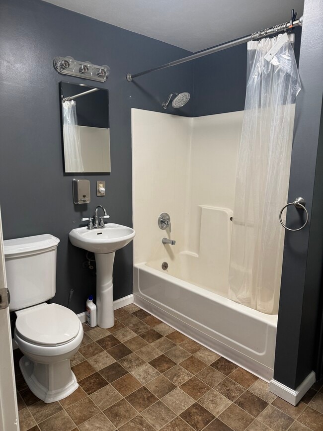 Building Photo - 171 W 1st St