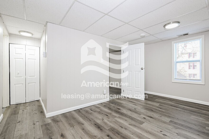 Building Photo - 501 4th St