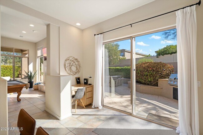 Building Photo - 15255 N 105th Way