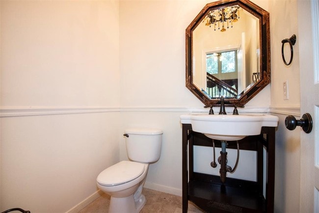 Building Photo - 2218 Longspur Ln