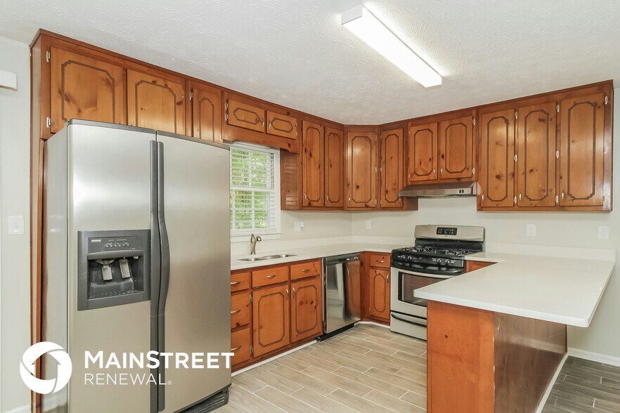 Building Photo - 345 Justin Dr