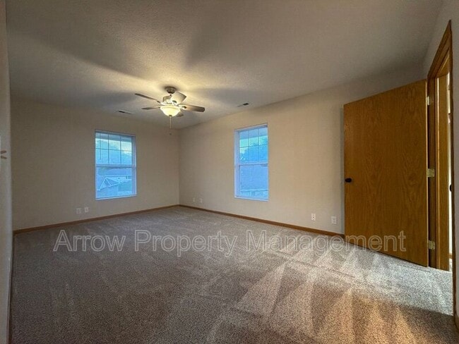 Building Photo - 1660 Swanson Dr