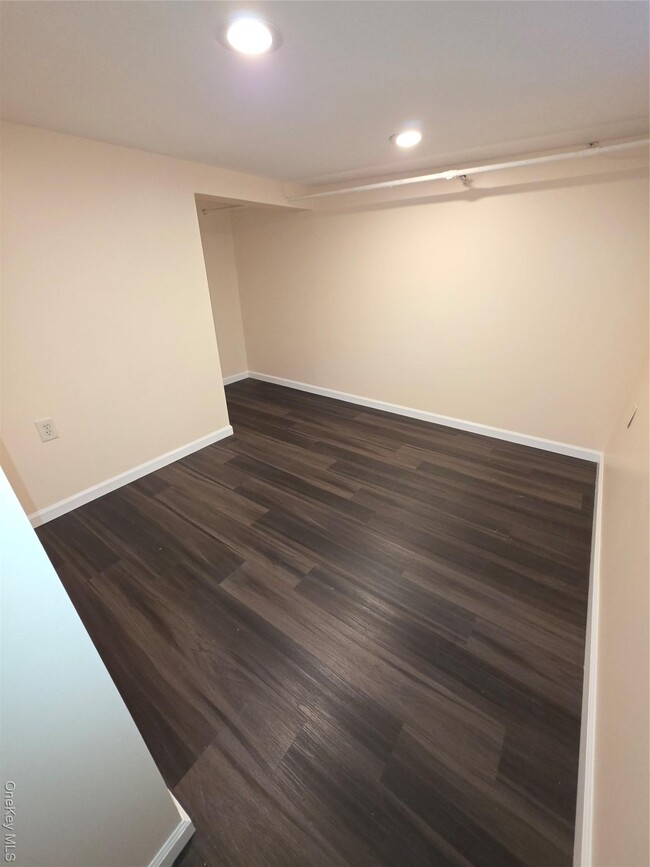 Building Photo - 1075 Harrison St