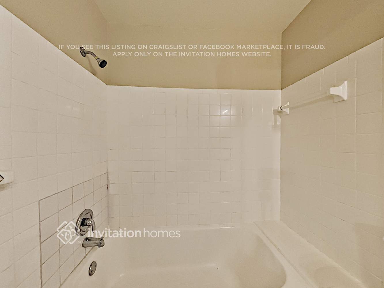 Building Photo - 907 Skyview Dr