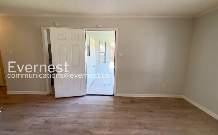 Building Photo - 4508 S Berrypick Ln