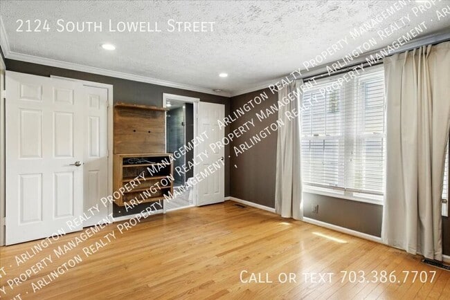 Building Photo - 2124 S Lowell St