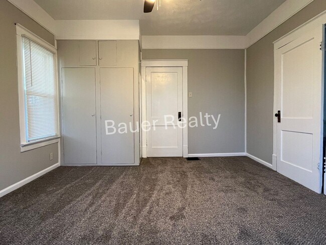 Building Photo - Renovated Three Bedroom Home