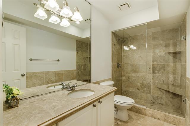 Building Photo - 7730 Meadow Park Dr