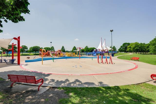 Building Photo - 1423 Winterwood Dr