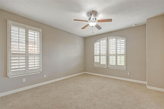 Building Photo - 27827 Hunters Rock Ln