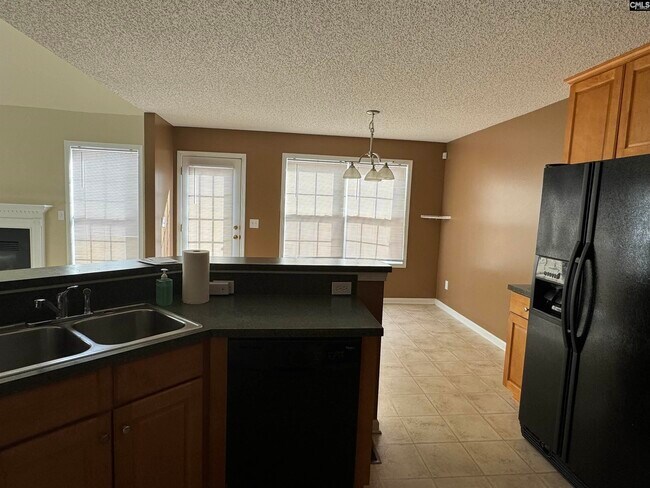 Building Photo - 179 Oldtown Dr